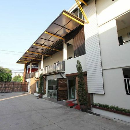 Leesort @ Onnuch Hotel Bangkok Bagian luar foto